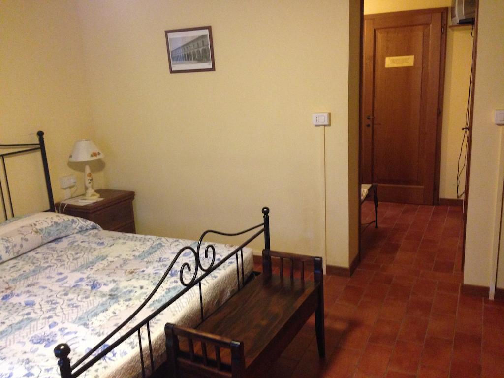 Agriturismo La Marletta Imola Pokój zdjęcie